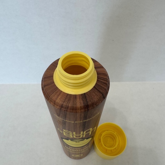 Sun Bum Revitalizing Shampoo New-Never Used 10 oz ea UV Protection - Picture 5 of 5